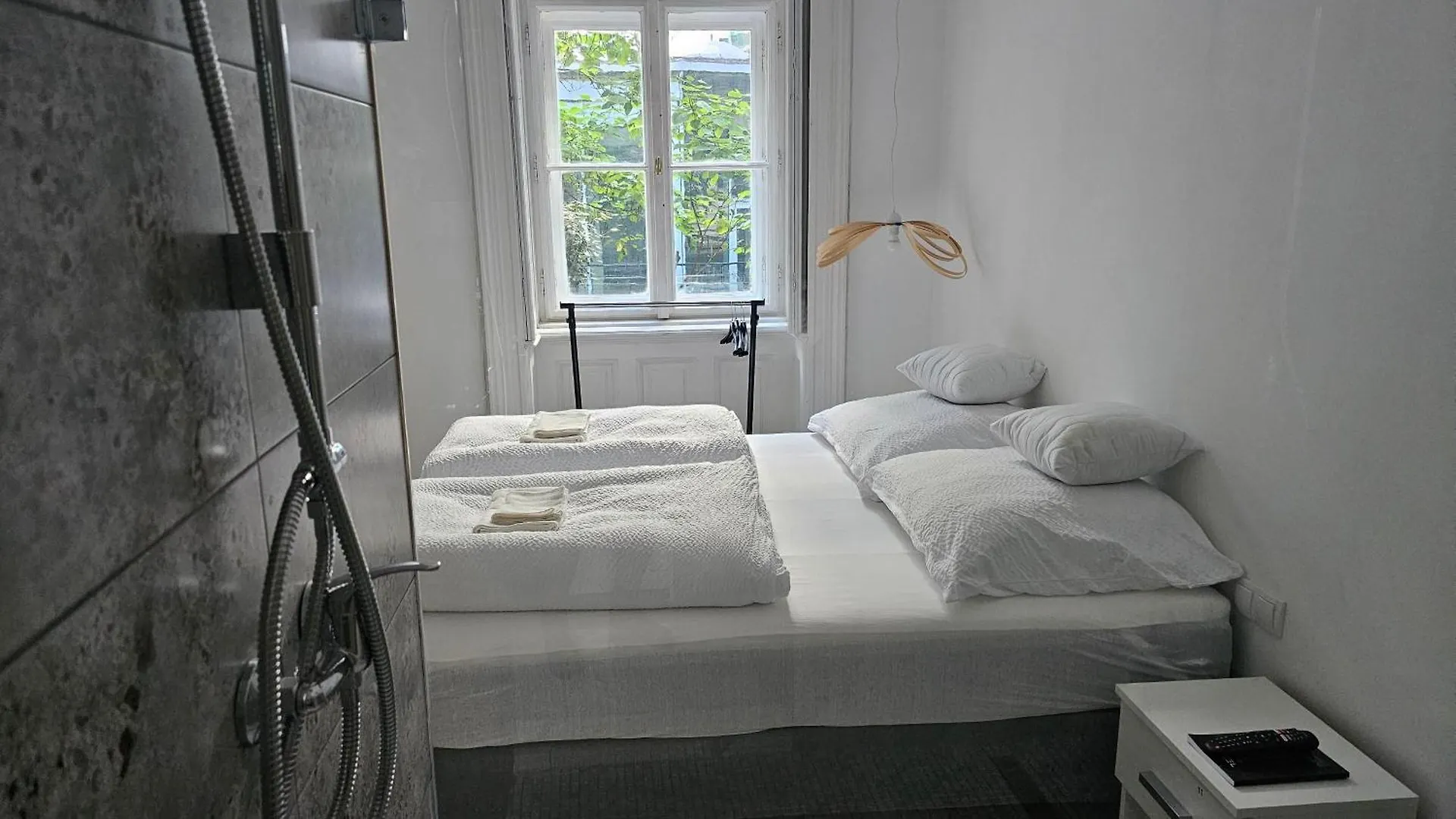 ENDOR - 4 bedrooms, 5 bathrooms, 1 livingroom with kitchen 布达佩斯 匈牙利